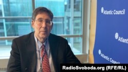 Джон Гербст, колишній посол США в Україні, директор Євразійського центру «Атлантичної ради» США 