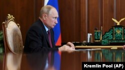 Російський лідер Володимир Путін на засіданні в Кремлі, літо 2020-го року