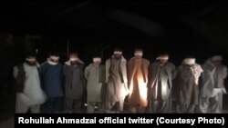 وزارت دفاع: طراحان، تسهیل و کمک کنندگان مظنون حمله بر شفاخانۀ ملکی قلات مرکز زابل دستگیر شدند.
