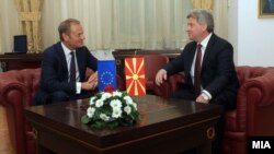 Predsednik Evropskog saveta Donald Tusk i makedonski predsednik Đorđe Ivanov. 
