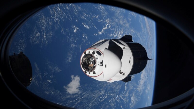 Space X-ის მისიიდან არაპროფესიონალი ასტრონავტები უსაფრთხოდ დაბრუნდნენ დედამიწაზე 