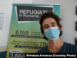 Simon, student medicinist la Leipzig, face voluntariat la Timișoara pentru a sprijini refugiații