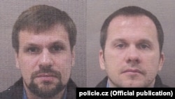 Cepiga and Mișkin, rușii care au „acționat” atât la depozitul din Cehia, cât și la tentativa de ucidere a lui Serghei Skripal, în Anglia, în fotografii publicate de poliția cehă. 