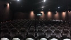 Пустой зал кинотеатра в Алматы.