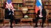 Президент США Джо Байден и президент России Владимир Путин встречаются на саммите США и России на вилле Ла Гранж в Женеве, 16 июня 2021 года