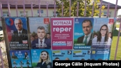 Afișe electorale - fotografie generică.