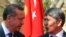 кыргыз өкмөт башчысы Алмазбек Атамбаев Түрк премьери Режеп Тайып Эрдоган менен. Анкара, 2011-жылдын 26-апрели.