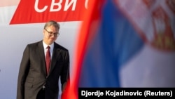 Predsednik Srbije na skupu Srpske napredne stranke u Beogradu, 27. juna 2026, tokom kojeg je najavio ostavku kako bi se uključio u predizbornu kampanju.
