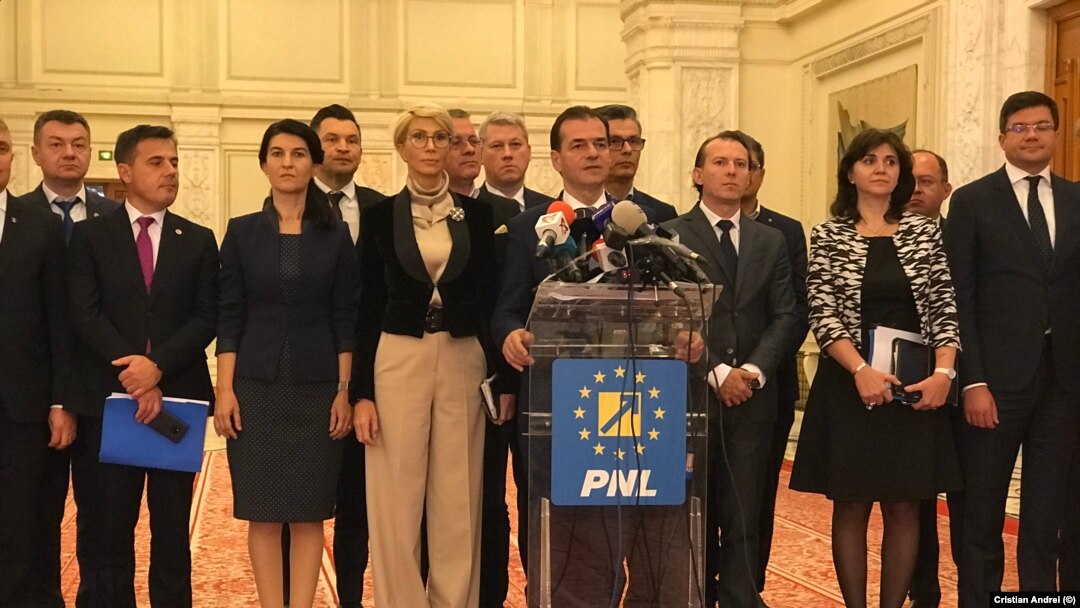 Premierul desemnat Ludovic Orban a prezentat membrii viitorului cabinet, care, însă, trebuie să primească votul de învestitură.