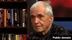 Daniel Berrigan, 85 ýaşynda alnan suraty.