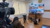 Зал для СМИ, представители которых следят за процессом по делу Санжара Бокаева. Алматы, 16 октября 2026 года