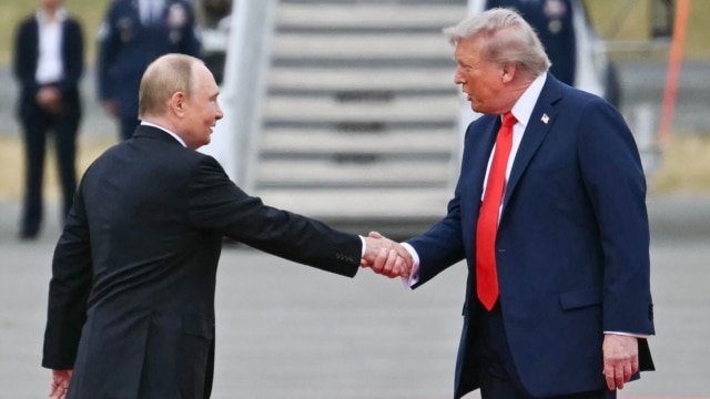 Американские вопросы: Сдерживание или сосуществование с Россией: на что сделает ставку Трамп? Американские вопросы: Сдерживание или сосуществование с Россией: на что сделает ставку Трамп?