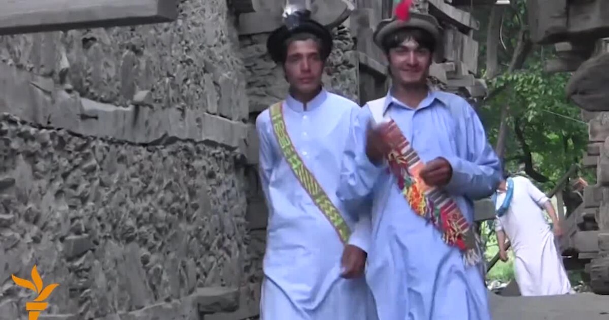 Pakistan Ragman Pakistan’s Pagans Cling On, In Remote Mountain Haven