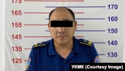 Өзгөчө кырдаалдар министрлигинин бөлүм башчысы С.Ч.М. (УКМК таркаткан сүрөт).