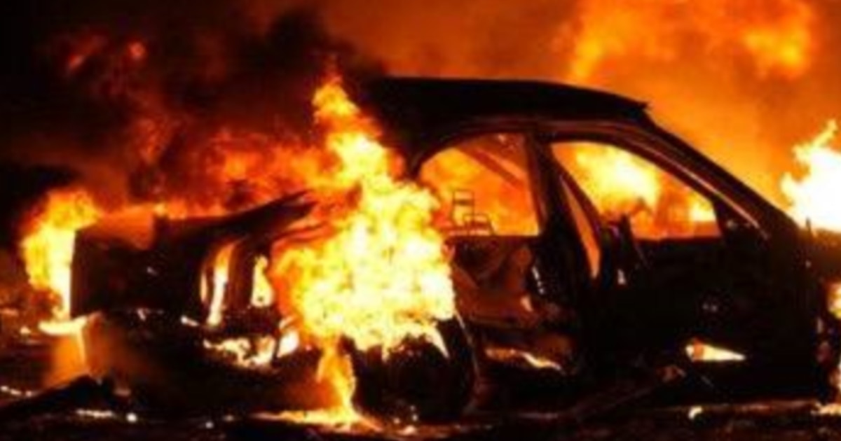 СБУ та поліція затримали трьох осіб за підпали автомобілів військових