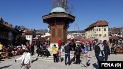 Vlada Kantona Sarajevo će subvencionirati dolazak 2.000 turista. (Foto: Sebilj na Baščaršiji u Sarajevu)