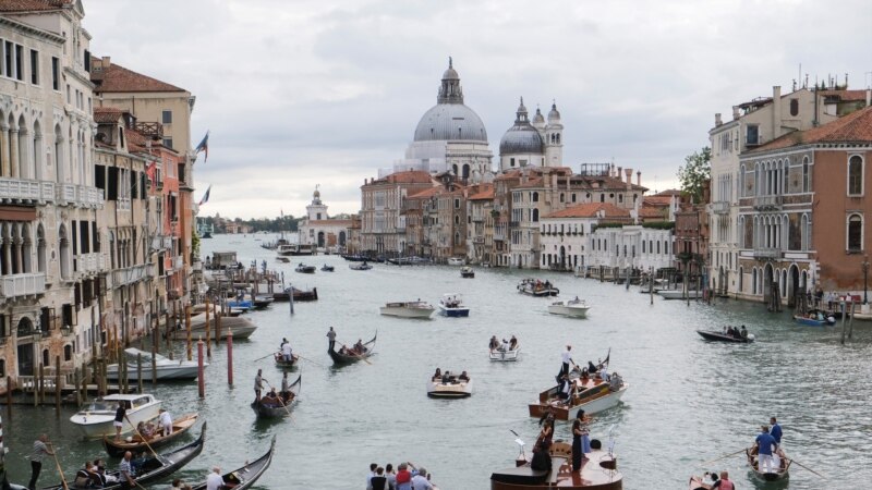 Венеција ќе воведе такси и регистрација за еднодневни посети
