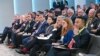 Дар ҳамоиши Лондон сафири ИМА дар Тоҷикистон Мануэл Микаллэр (аз рост аввал), духтари президенти Тоҷикистон ва сафир дар Бритониё Рухшона Эмомалӣ (чорум аз рост), ҳамсари ӯ Шамсулло Соҳибов (панҷум аз рост) ва вазири саноат Шералӣ Кабир (шашум аз рост) иштирок карданд
