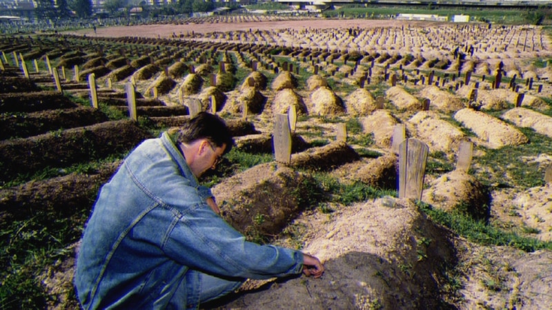 Hetimi italian për “snajperët e fundjavës” rihap plagët e Sarajevës