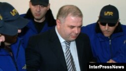 გიორგი გვიჩიანი დაკავების მომენტში. 7 მარტი 2006 წ.