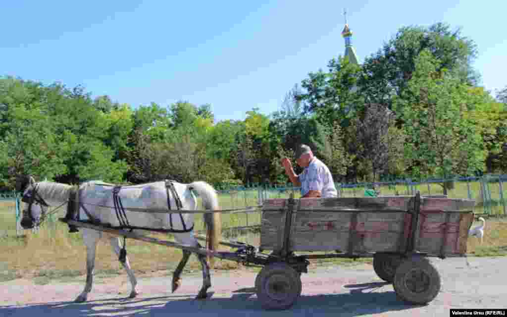 Moldova, Oameni și locuri din comuna Volintiri, raion Ștefan Vodă, august 2020