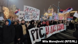 Studenti u protestnoj šetnji od Rektorata do RTS-a, Beograd, Srbija, 17. januar 2025.