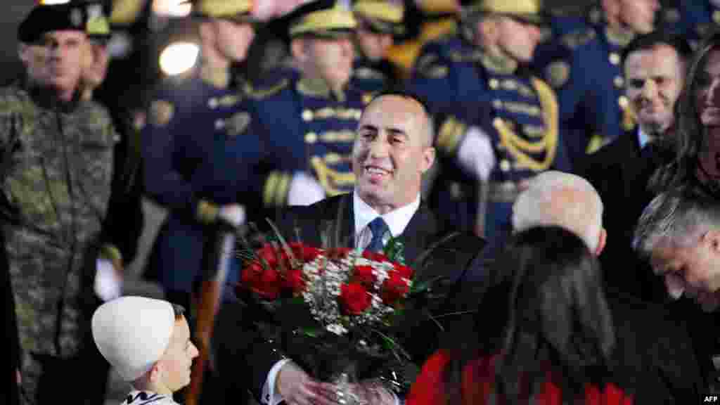 Haradinaj po povratku na Kosovo