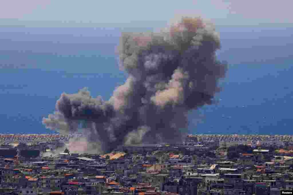 Smoke rises from the southern suburbs of Beirut on April 8 as Israel launched its biggest strikes of the war to date in Lebanon.
