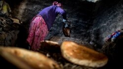 Beýle ýowuz däl: Täjik häkimiýetleri toý naharlaryny konfiskasiýa etdiler