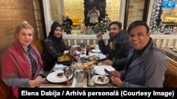 Elena Dabija (în prim-plan, stânga), în una din deplasările sale în India, alături de proprietari de agenții de recrutare din această țară, decembrie 2025