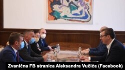 Presidenti i Serbisë, Aleksandar Vuçiq me përfaqësuesit e listës "Alternativa Demokratike Shqiptare - Lugina e Bashkuar". Beograd, 14 korrik 2020.
