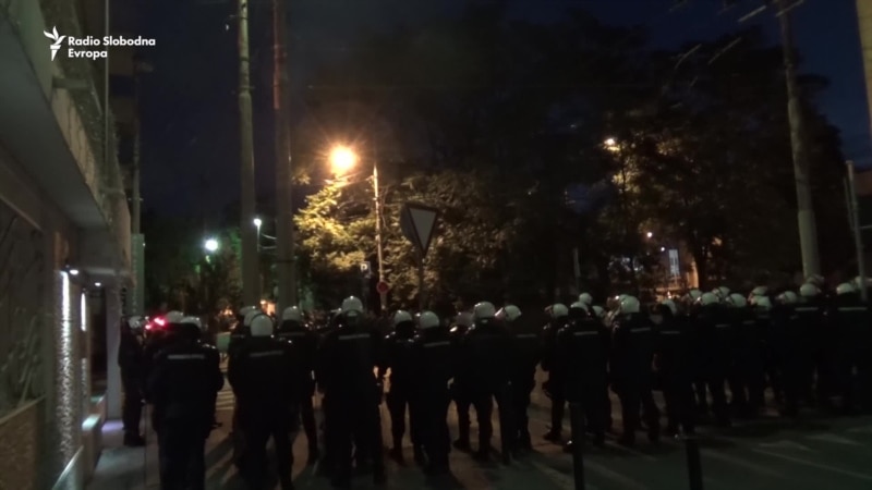Policija sprečila grupu huligana da upadne na festival 'Mirëdita, dobar dan!'