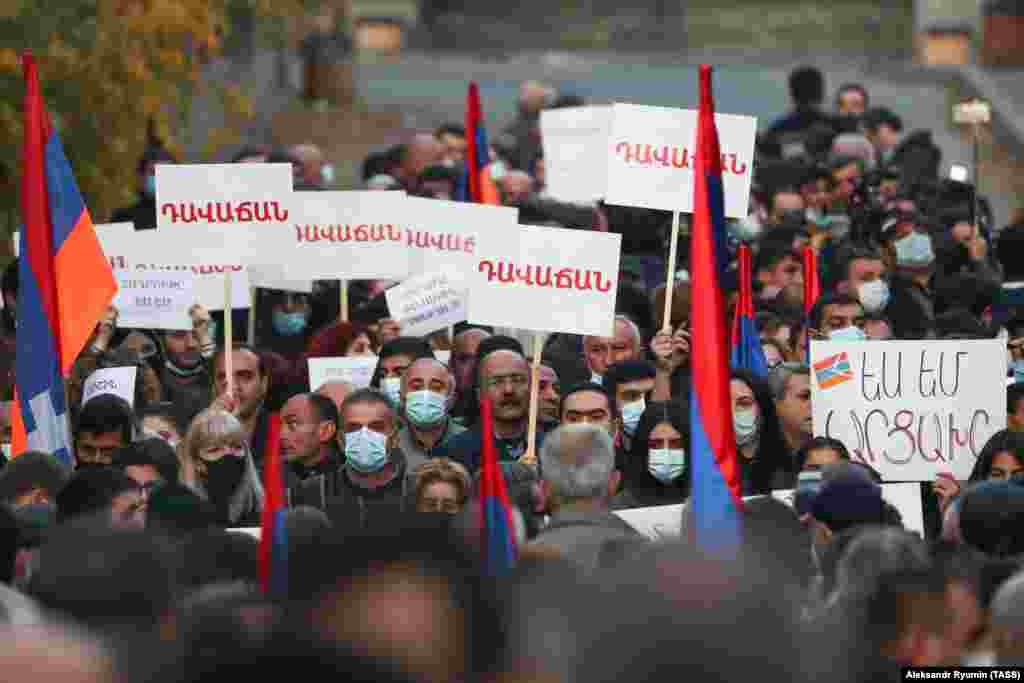 Protester rally in Yerevan on November 12 against Armenia&#39;s agreement to end fighting with Azerbaijan over Nagorno-Karabakh.