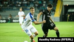 Qarabağ-Slovan qarşılaşması fotolarda