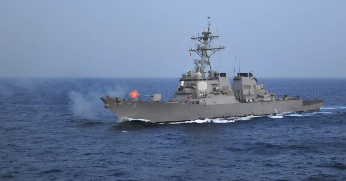 U.S. Navy Says Iranian Fast-Attack Boats 'Harassed' Ship In Strait Of ...