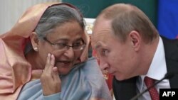 Бангладештин премьер-министри Шейх Хасина орус президенти Владимир Путин менен, 15.01.2012.
