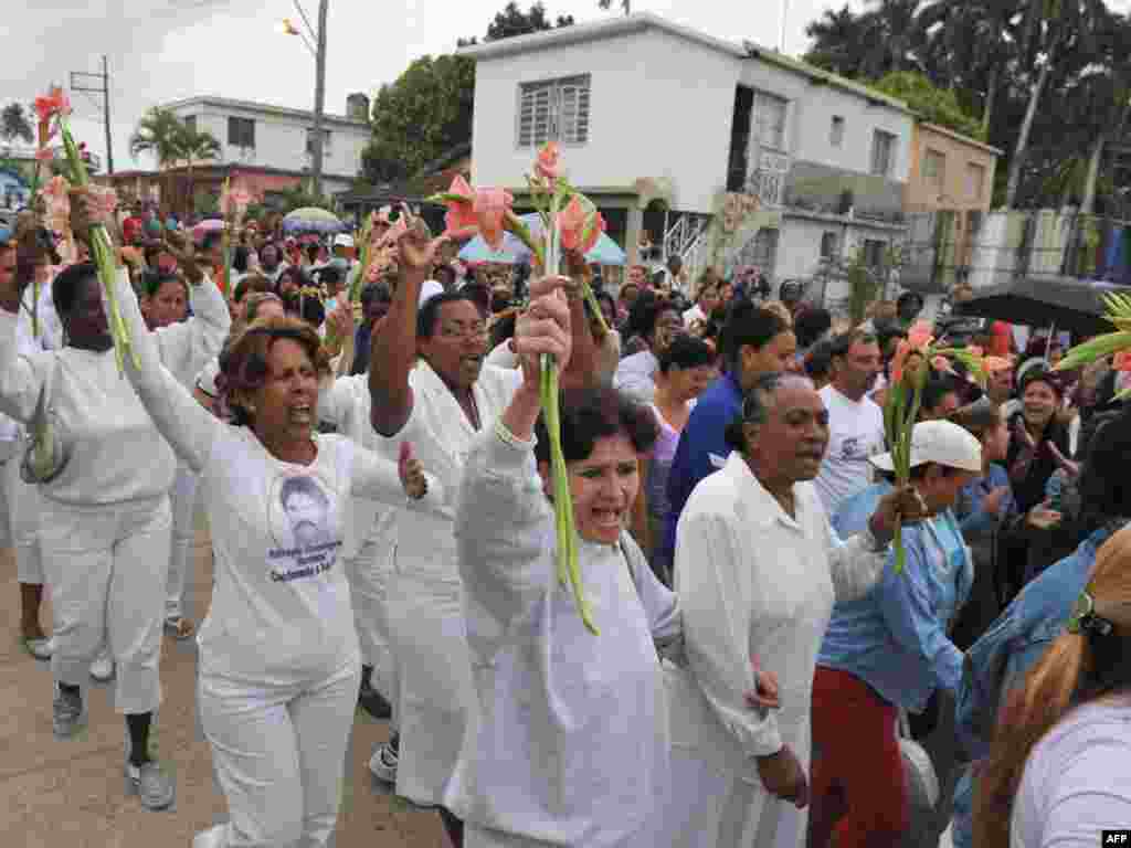 Дэманстрацыя родзічаў кубінскіх палітвязьняў, Гавана.