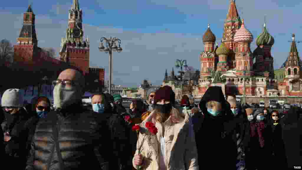 Организаторы акции в Москве рекомендовали участникам соблюдать социальную дистанцию
