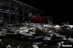 Последствия российского ракетного удара по терминалу "Новой почты". 22 октября 2023 года