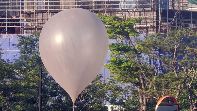 КНДР снова атаковала Южную Корею «мусорными воздушными шарами»