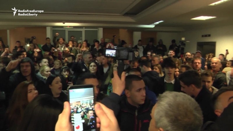 Antigovernment Protesters Invade Serbian State TV Station