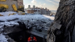 Повреждения инфраструктуры в Киеве в результате российских ударов