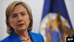 Sekretarja amerikane e shtetit, Hillari Klinton, gjatë konferencës për tërmetin në Haiti