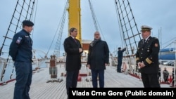 Ministri vanjskih poslova Hrvatske i Crne Gore, Gordan Grlić Radman i Ervin Ibrahimović, na brodu Jadran u Baru, Crna Gora, januar 2025.