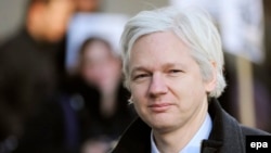 Основатель сайта WikiLeaks Джулиан Ассандж.