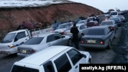 Трасса Ош-Бишкек, архивное фото.
