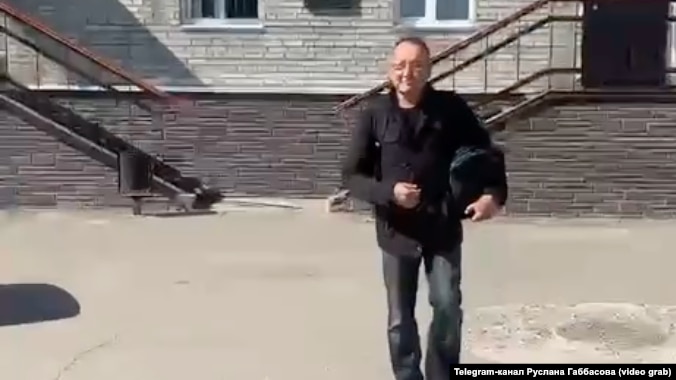 Башкирский публицист и политик Айрат Дильмухаметов вышел на свободу. Он провел в заключении семь с половиной лет