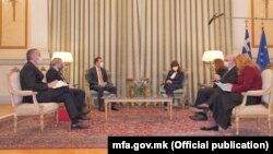 Претседателката на Грција, Катерина Сакеларопулу, и министерот за надворешни работи на Северна Македонија, Бујар Османи
