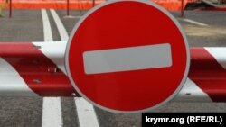 На місцях аварій працюють співробітники поліції, рятувальники та медики