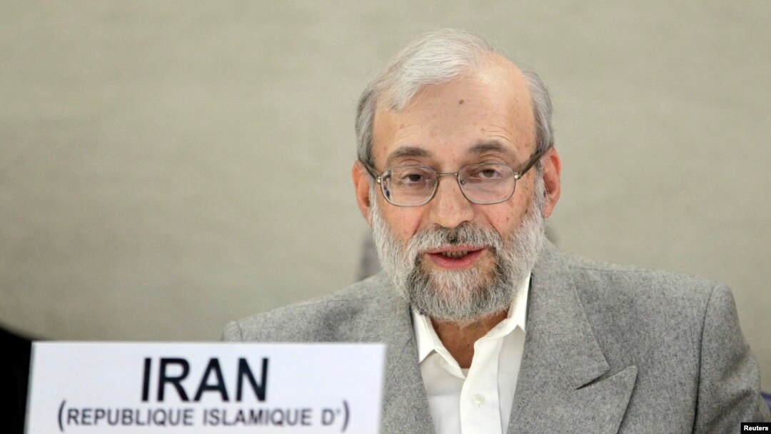 محمدجواد لاریجانی، دبیر ستاد حقوق بشر قوه قضائیه ایران، می‌گوید که در جمهوری اسلامی «هیچگاه یک فرد به سبب دین، مذهب و یا قومیتش مجازات نمی‌شود».